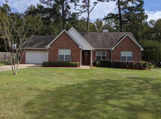 258 Julia Ann Dr, Natchitoches, LA 71457