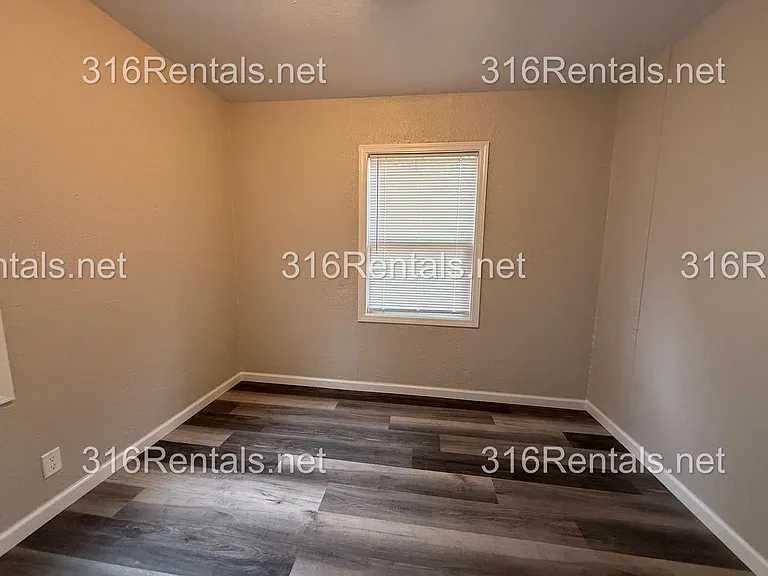 4324 S Dover St — Photo 13