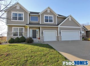 3102 Falcon View Ct SW, Cedar Rapids, IA 52404