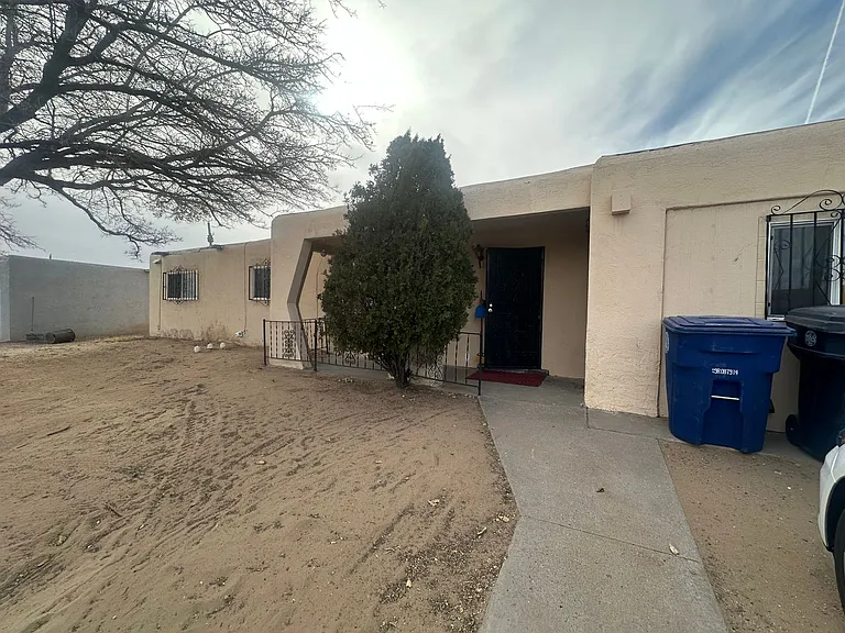 1521 Del Monte Trl SW — Photo 2
