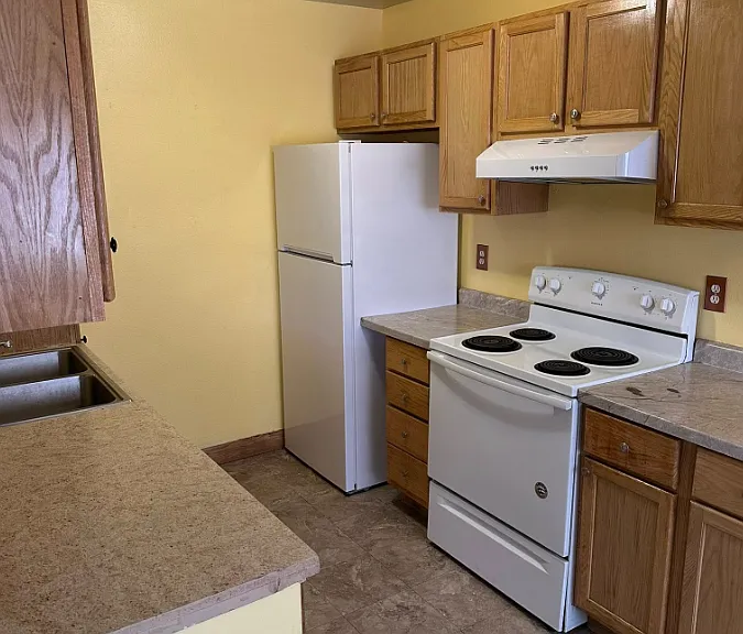 2602 Fertig Dr #B — Photo 4
