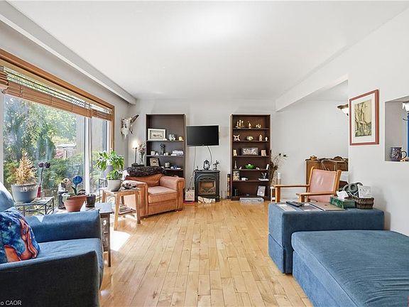5th image of 39 Paradise Rd N
