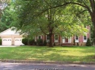7811 Antiopi St, Annandale, VA 22003