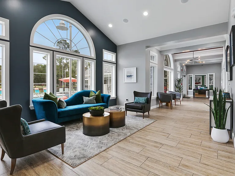 Registry at Windsor Parke — Photo 19