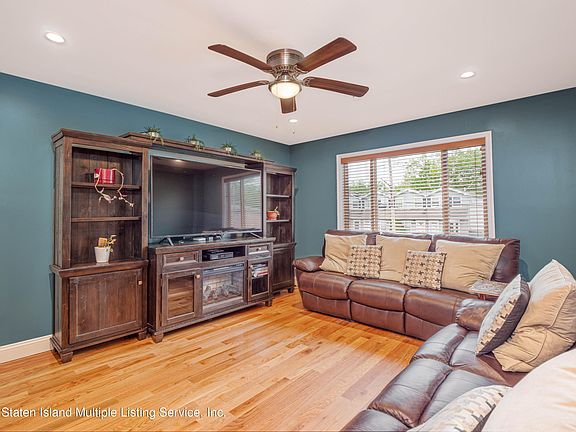 3rd image of 236 Granite Ave #C