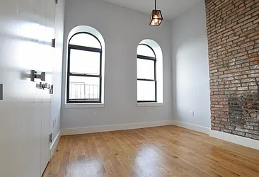 Rented by Big Square Realty LLC