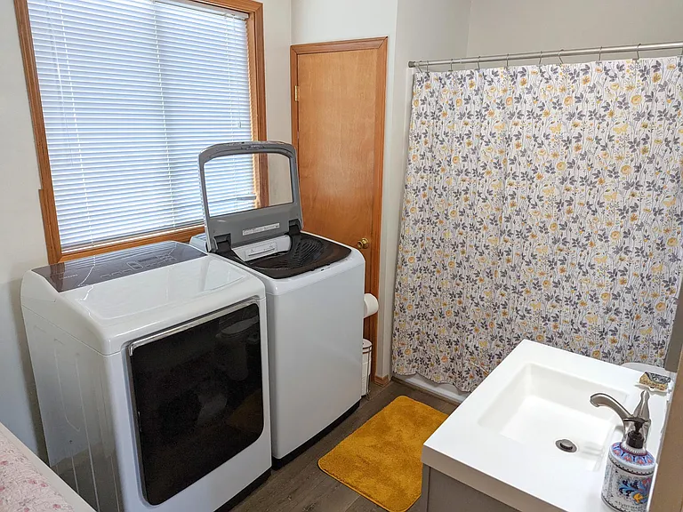 23803 J Pl W — Photo 17