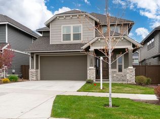 3012 NE Flagstone Ave, Bend, OR 97701