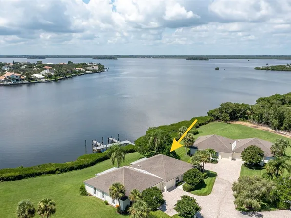 300 Harbour Dr APT 104A, Vero Beach, FL 32963