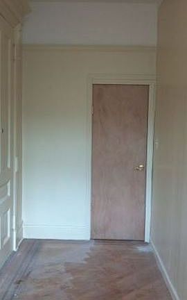 4th image of 165 Halsey St