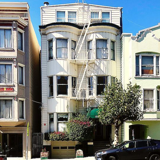 1st image of 1554R Green St