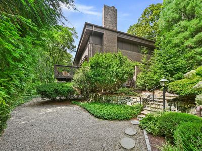 289 New Norwalk Road #22, New Canaan, CT, 06840