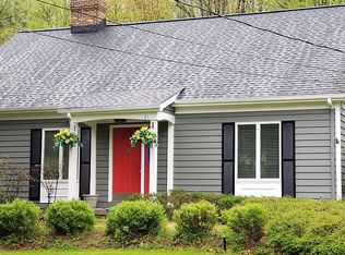 16335 Stone Ridge Rd, Chagrin Falls, OH 44023