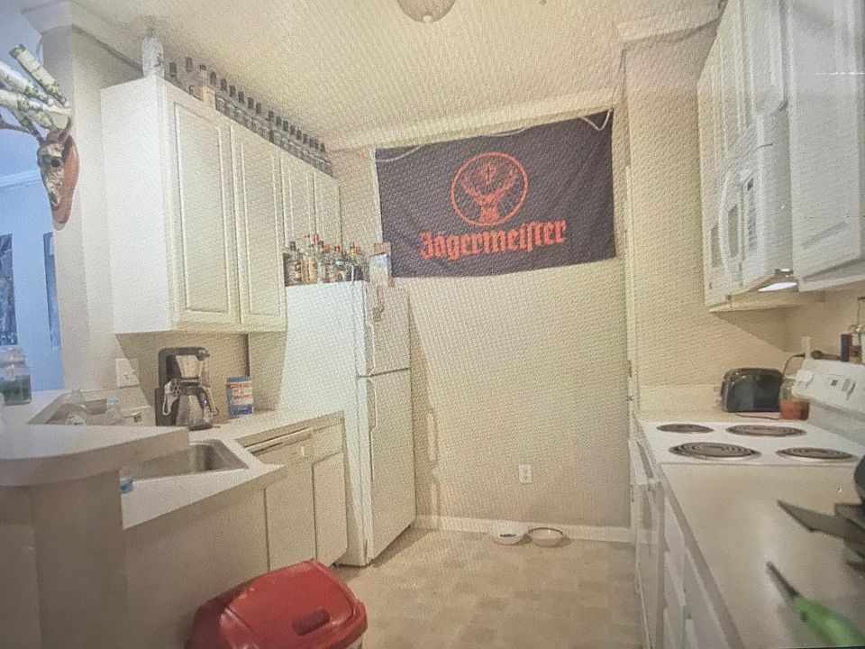 2nd image of 215 S Knollwood Dr Suite 4101
