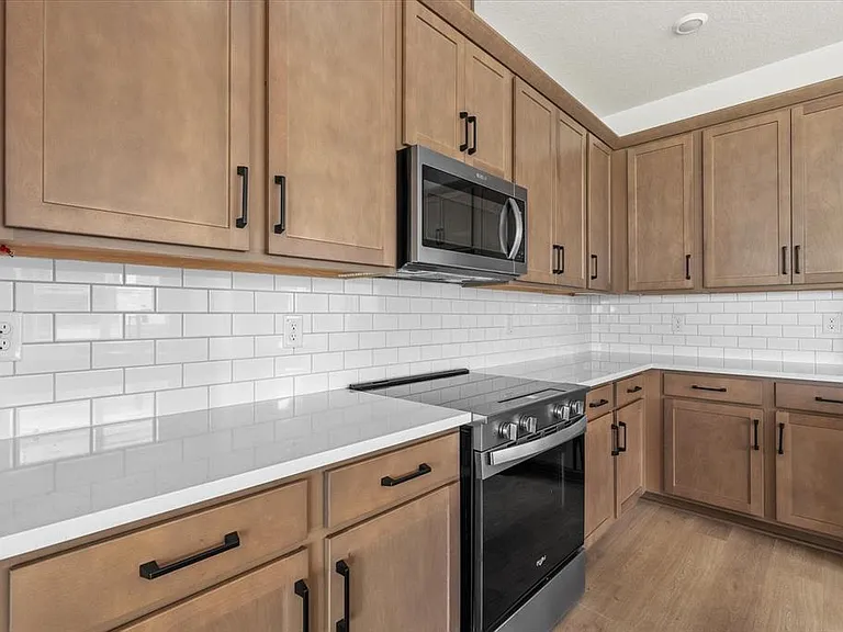 7562 Sea Oak Ct — Photo 12