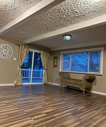 5th image of 26552 Blumfield St