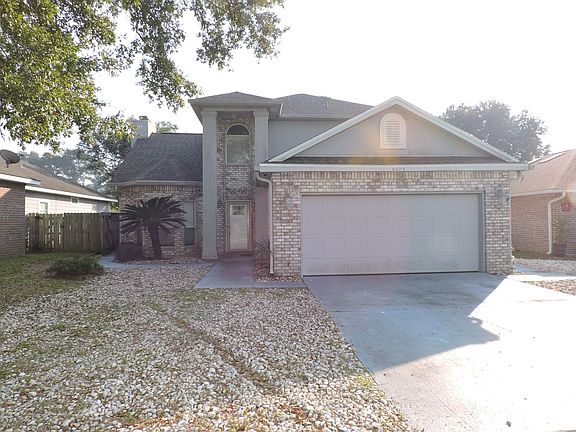 2nd image of 6423 Lake Charlene Ln
