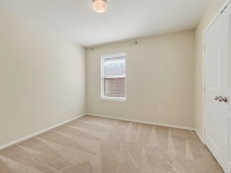 4418 Windmill Run Dr — Photo 17