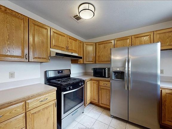 2nd image of 507 Brooks Ave