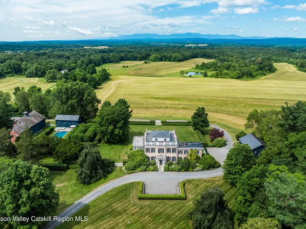 199 Eichybush Road, Kinderhook, NY 12106