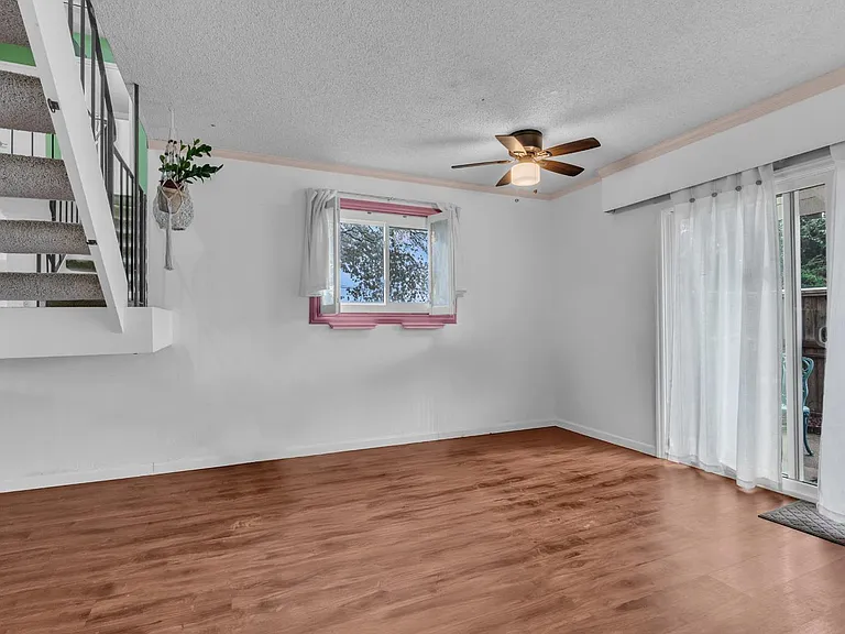 6687 Greenback Ln — Photo 5