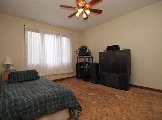 22W131 Pinegrove Ct, Glen Ellyn, IL 60137