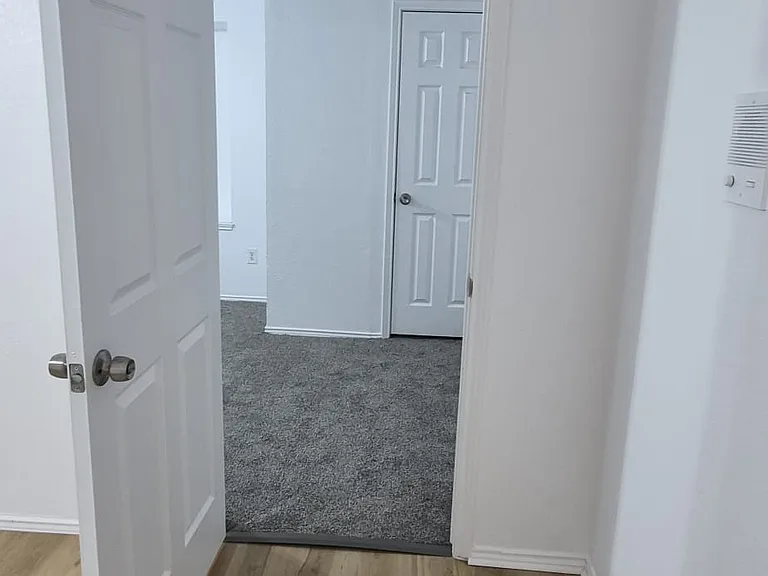 5518 Heathercrest Dr — Photo 10