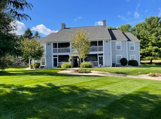 732 W Barrington Cir, Jackson, MI 49203