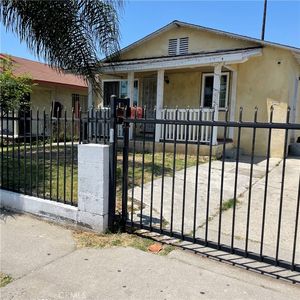 125 W 97th St, Los Angeles, CA, 90003