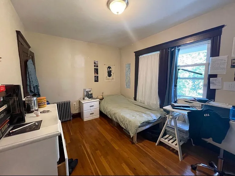 60 Frederick Ave #B — Photo 3