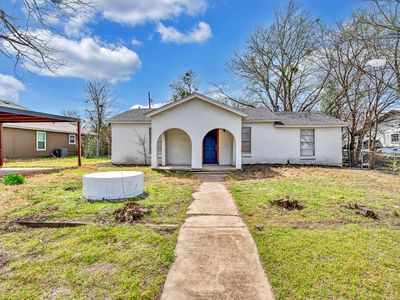 2709 Sarah St, Waco, TX, 76706