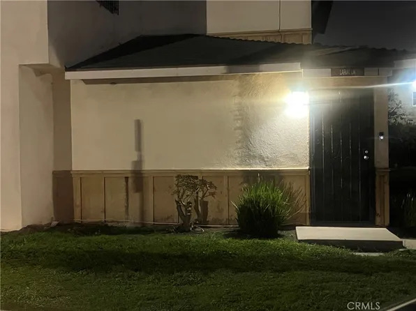 1 Lariat Ln, Carson, CA 90745