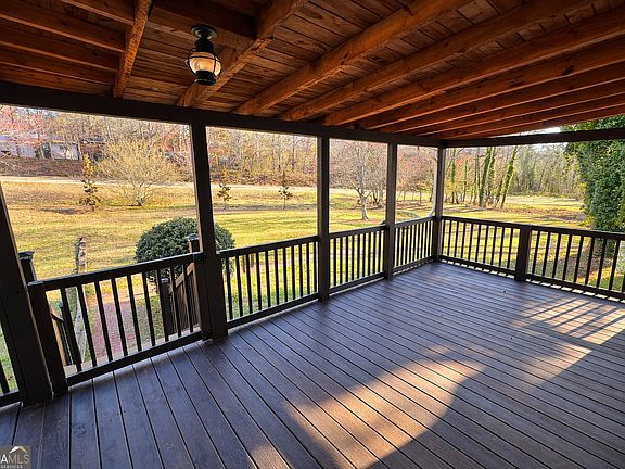 2nd image of 834 Hancock Rd