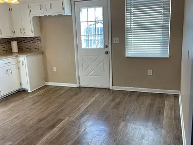 14200 N Sooner Rd — Photo 5