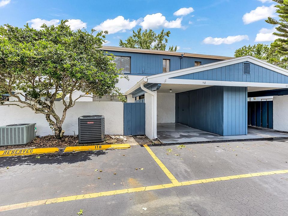 1st image of 118 Lago Vista Blvd