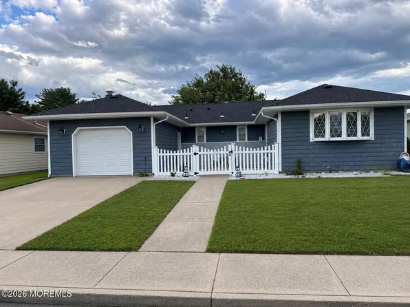 281 Harrington Drive N, Toms River, NJ 08757