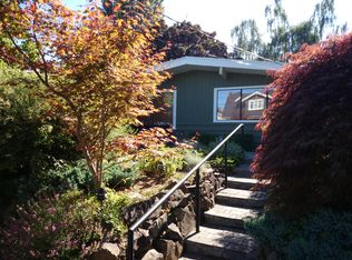 2704 Mayfair Ave N, Seattle, WA 98109