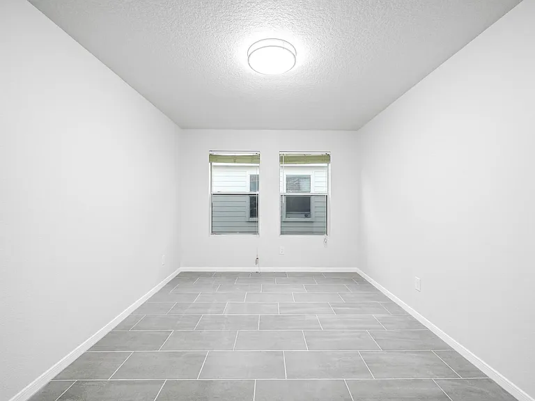 19606 Narcissus Brook Ln — Photo 13