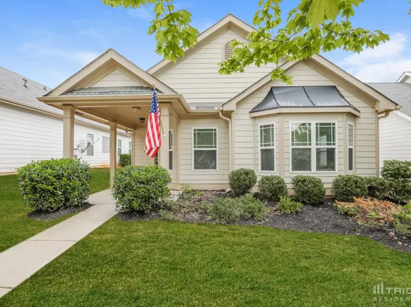 6048 Park Ct, Fairburn, GA 30213