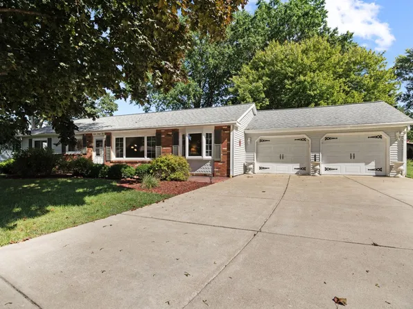 1232 Marina Dr, Huron, OH 44839