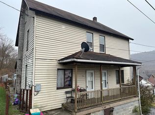 512-514 Broad St, South Fork, PA