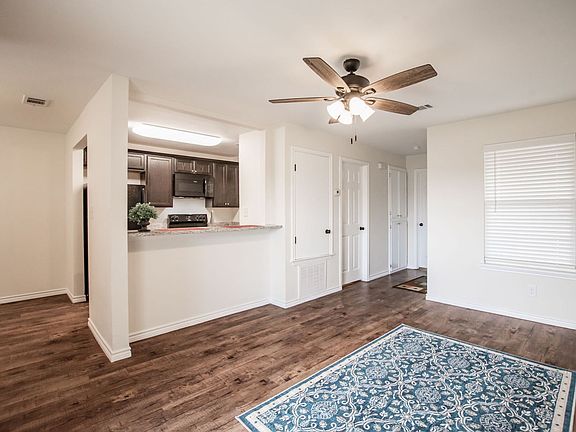 3rd image of 210 Northcross St #110