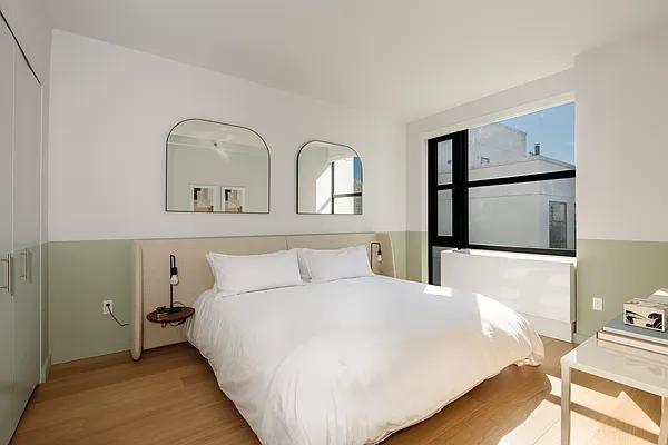 Rented by REAL New York | media 11