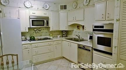 Large Square Eat in Kitchen
						:
						With Washer/Dryer and Pantry