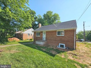 2115 N Harrison St, Arlington, VA 22205