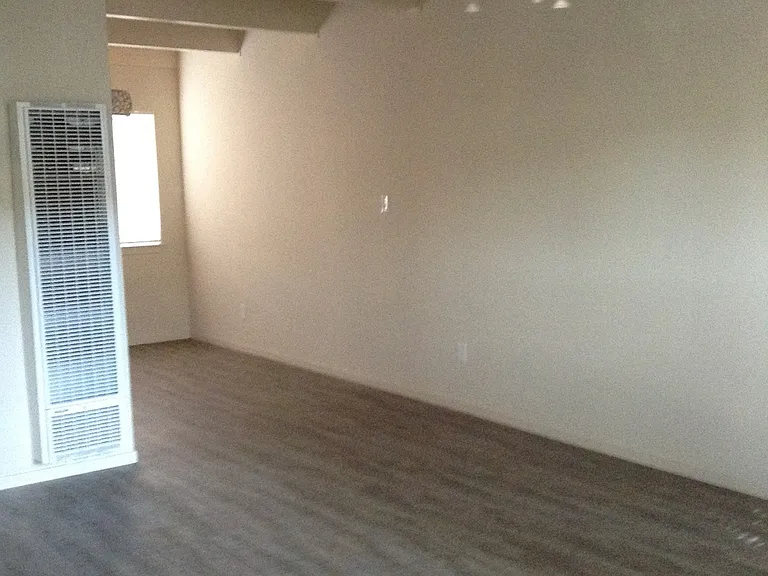 115.5 Marina Ave — Photo 10