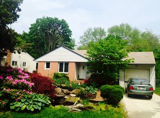 70 Lebkamp Ave, Huntington, NY 11743