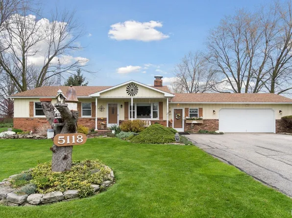 5118 W Stanley Rd, Mount Morris, MI 48458