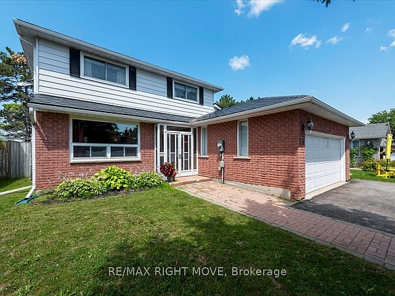 2nd image of 55 Laurentian Ln