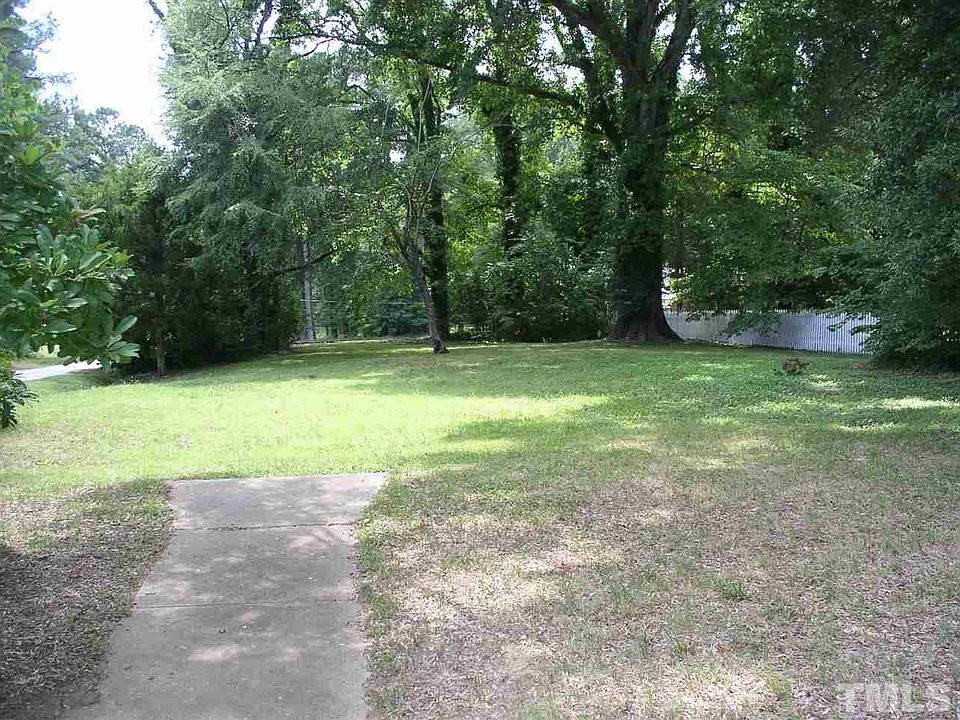 1st image of 156 Lakeview Dr